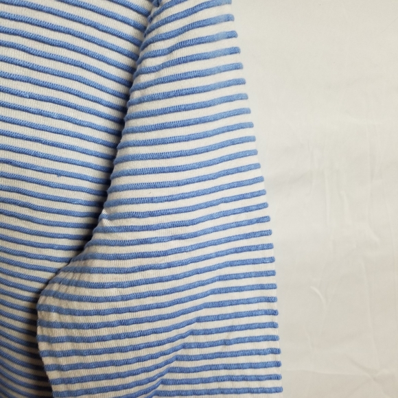 Croft & Barrow Sky Blue and White Striped Top - Picture 3 of 4